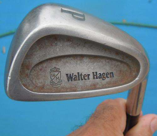 PITICHING  WEDGE  WALTER HAGEN   (NICE CONDITION)